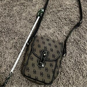 Dooney & Bourke Crossbody Bag